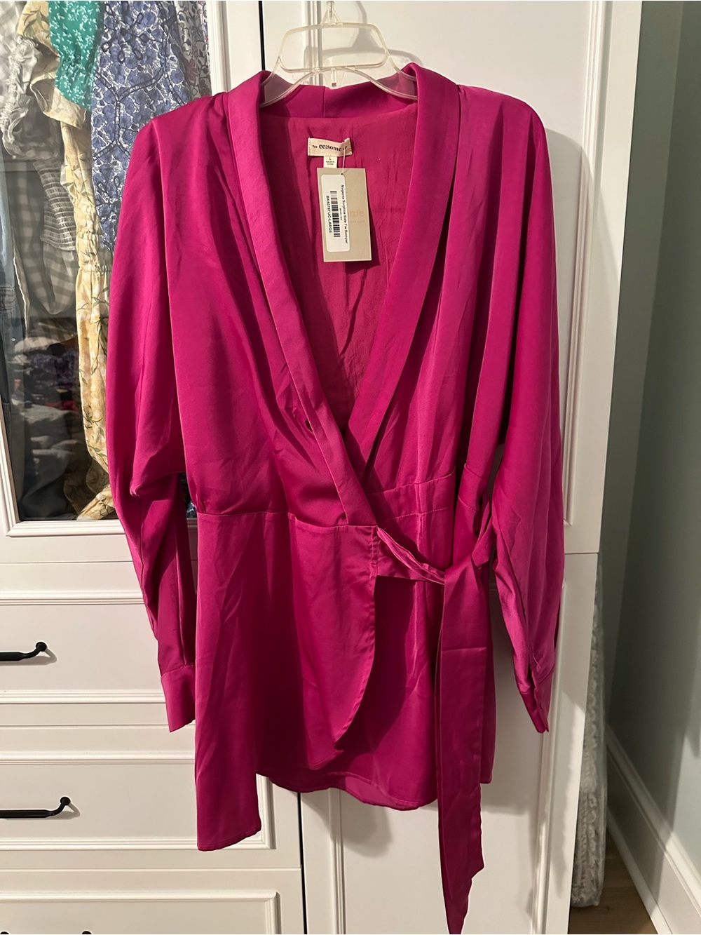 eesome Fuchsia Long-Sleeve Wrap Blouse